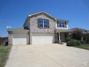 Building Photo - 305 Deer Run Dr