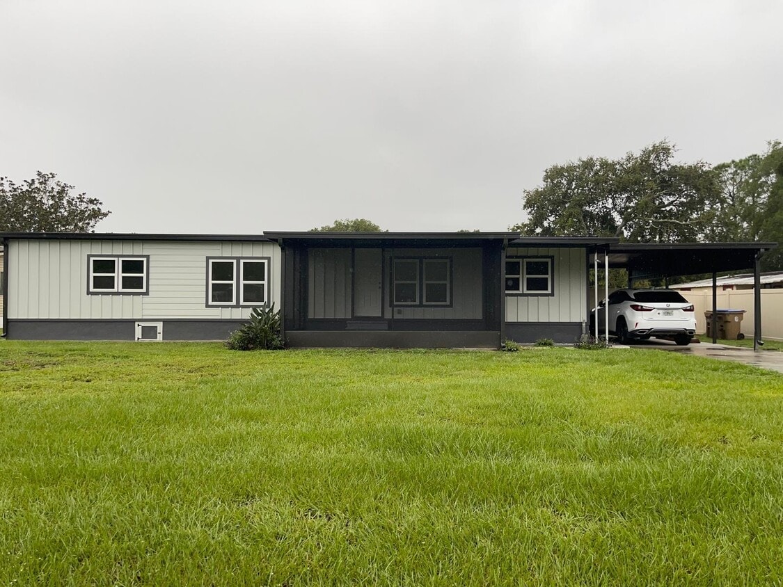 Photo - 5024 Marina Dr (St. Cloud, FL)