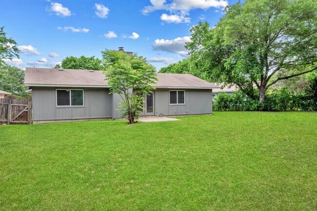 Foto del edificio - 606 Elderberry Cove