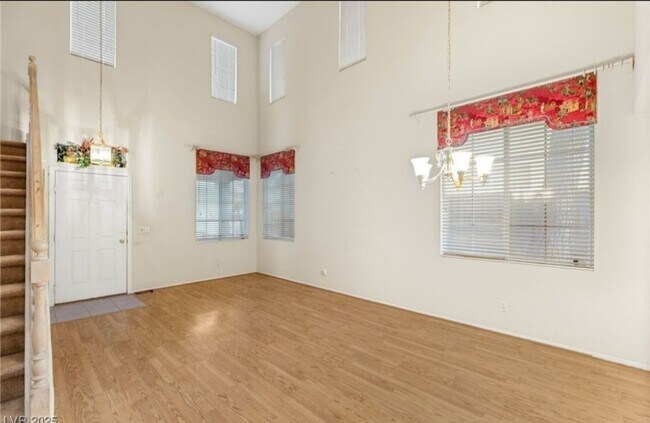 Foto del edificio - 4536 Grandspur St