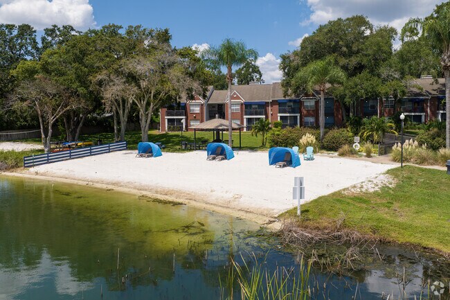 Playa privada de arena - Enclave at Lake Underhill