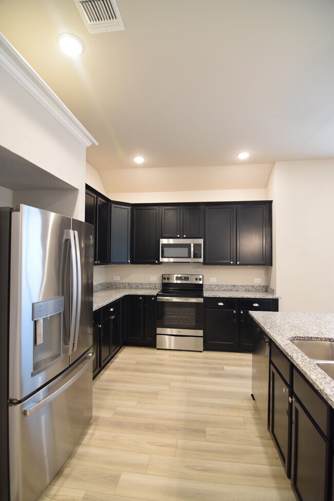 Foto del edificio - 9604 Caemlyn Cv