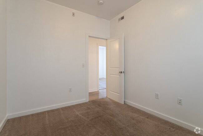 Bedroom - Willington Commons