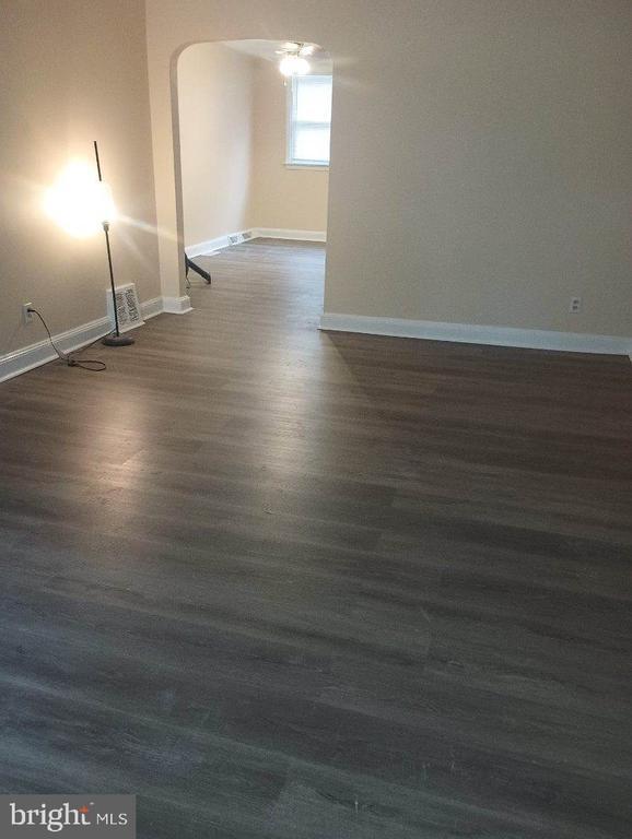Foto del edificio - 2290 S Harwood Ave