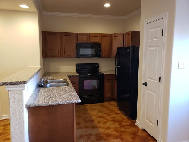 Foto del edificio - Town home for rent