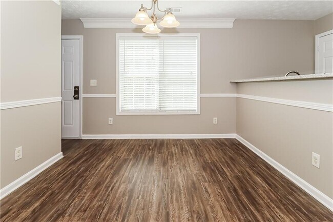 Foto del edificio - 3915 Riverside Pkwy