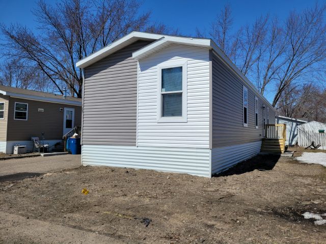 Building Photo - 125 113th Square NE