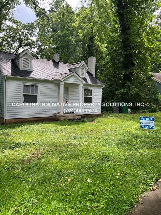 2824 Phillips Ave, Charlotte, NC 28208 House Rental in Charlotte, NC