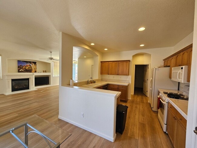Building Photo - Beautiful South Reno Home in Double Diamond Ranch