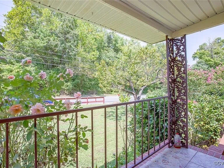 Foto principal - 522 N Main St