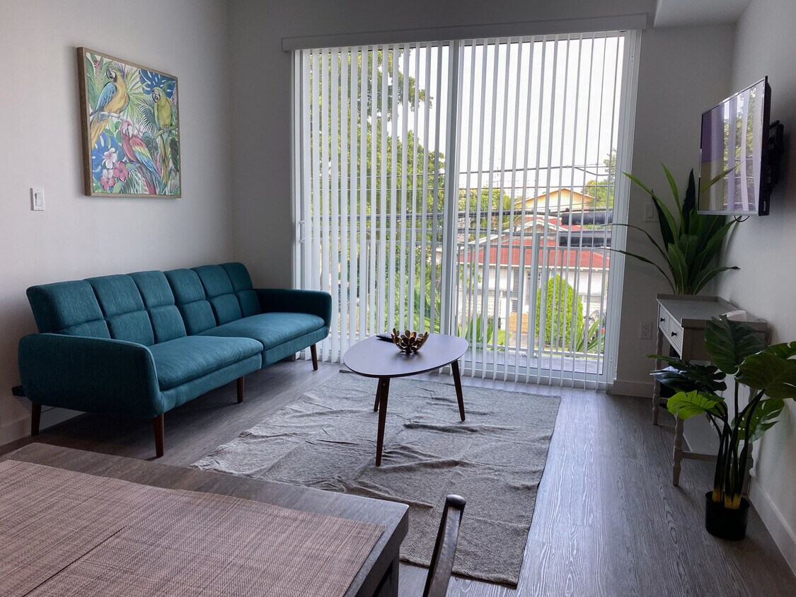Foto principal - 1268 NW 3rd St