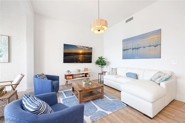 Foto del edificio - 2711 Citrus Lake Dr
