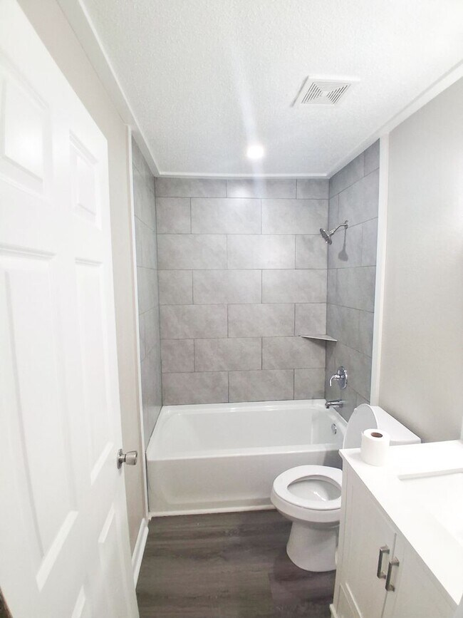 Building Photo - Completely Remodeled 4-Bedroom 2-Bath home...