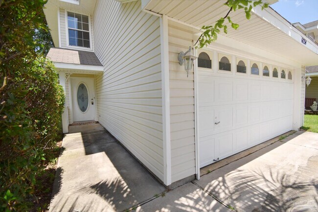 Building Photo - 6234 Cottage Woods Dr