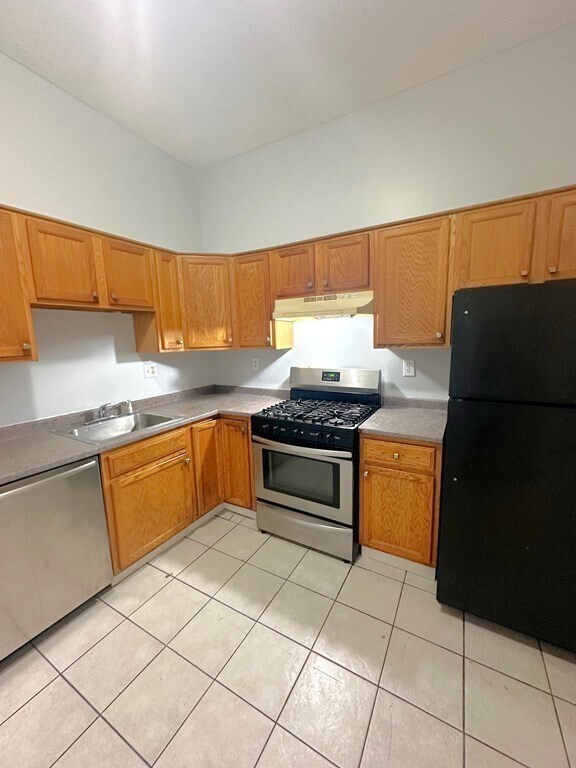 Foto del edificio - 1126 Washington St