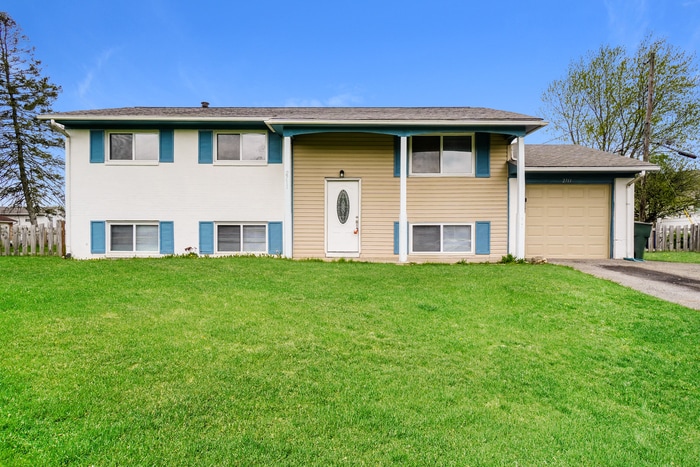 Primary Photo - Beautiful 5 Bedroom