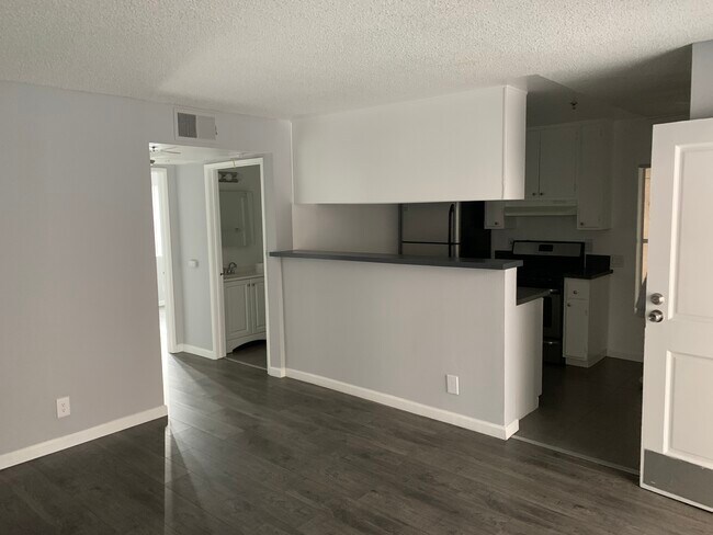 Foto del edificio - 219 N Avenue 51