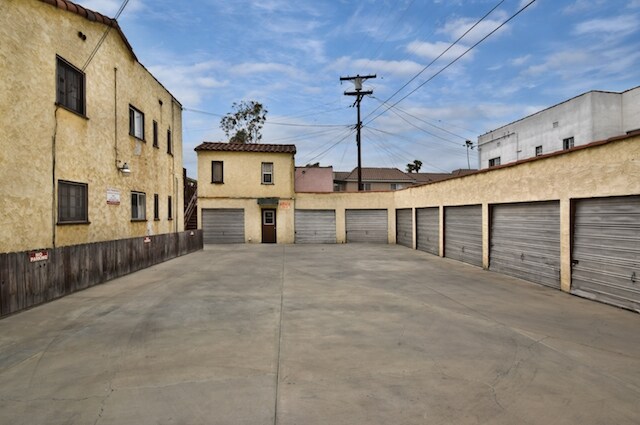 Building Photo - 615 S Columbus Ave