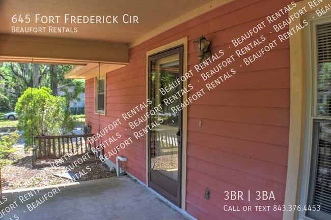 Building Photo - 645 Fort Frederick Cir