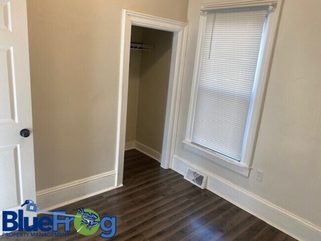 Foto del edificio - 532 School Ave