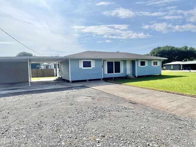 Building Photo - 1085 Anse Broussard Hwy