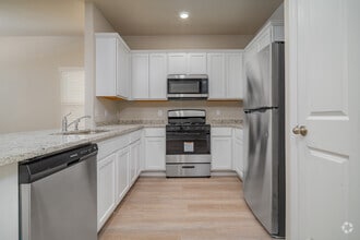 Building Photo - Hunters Ranch