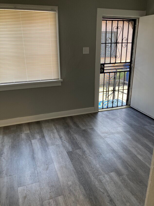 Foto principal - 1743 Sichel St