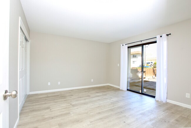 Downstairs Bedroom - 506 S 14th St