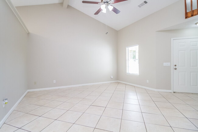 Building Photo - 101 Brandy Ct