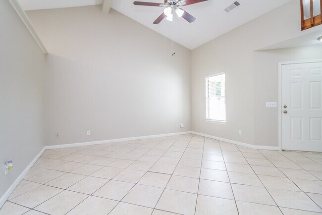 Foto del edificio - 101 Brandy Ct