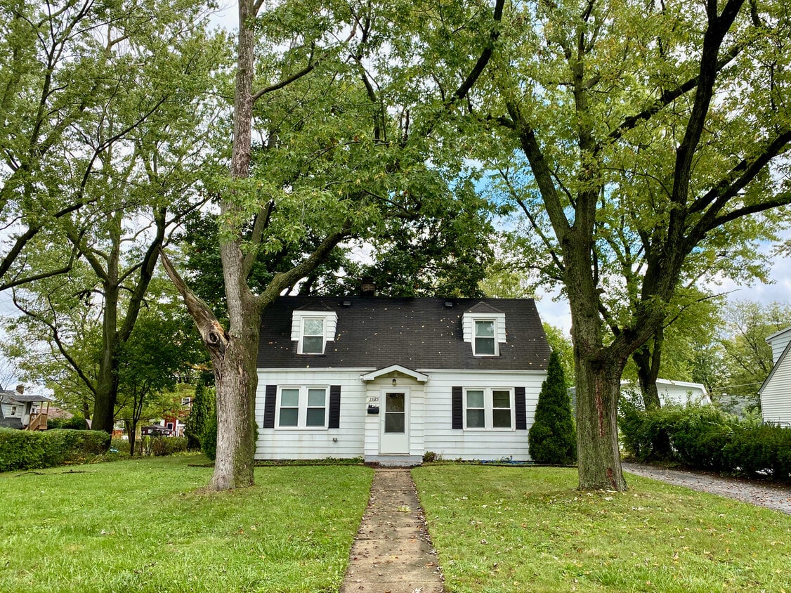 21123 Oak St, Matteson, IL 60443 House Rental in Matteson, IL