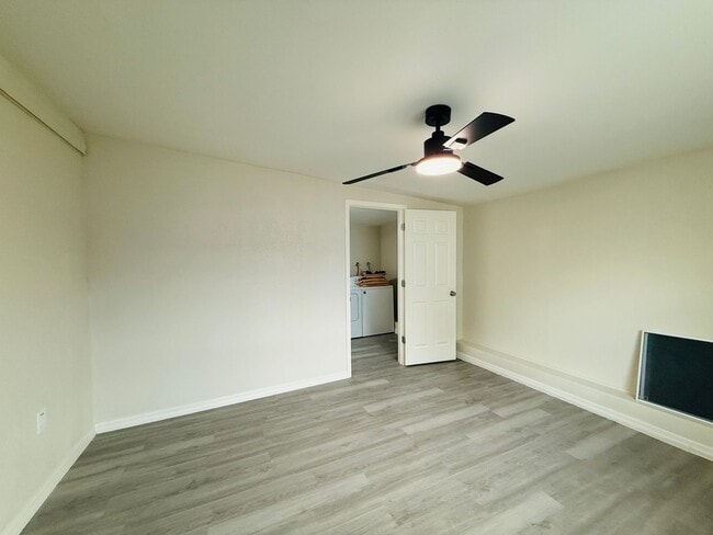 Building Photo - remodeled home in St. Pete
