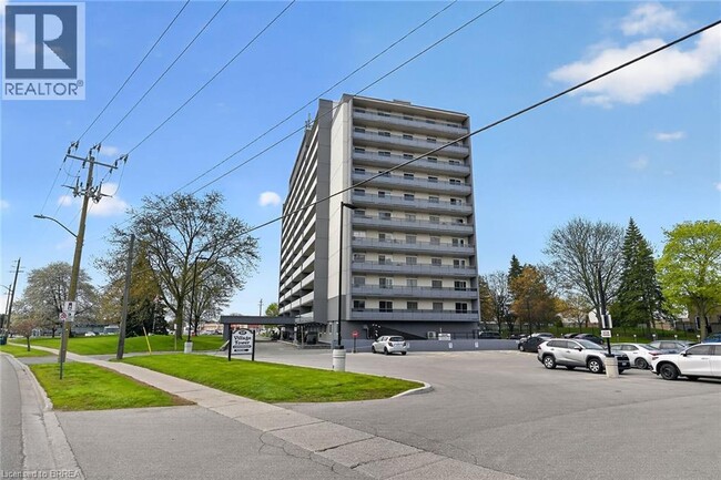Building Photo - 640 West St