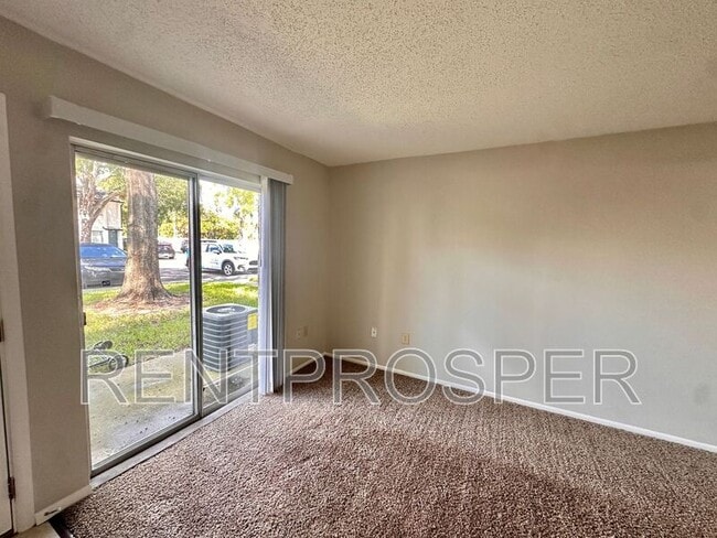 Building Photo - 4223 S Semoran Blvd