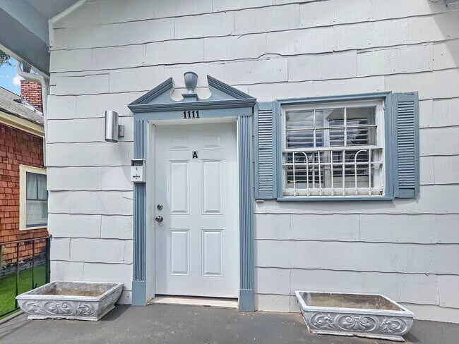 Foto del edificio - 1111 Lawton Pl SW