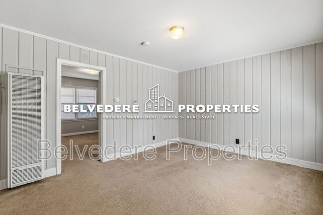 Building Photo - 217 McIver St