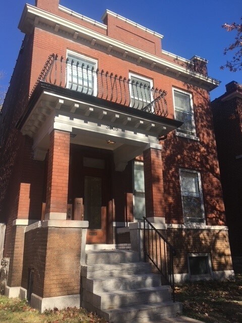 Primary Photo - 3005 Victor St