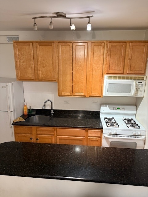 Foto del edificio - 2321 N Oak Park Ave