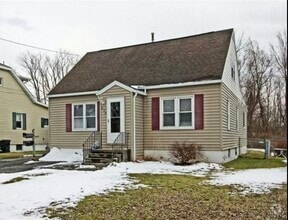 Building Photo - 213 Garden City Dr