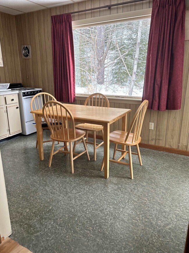 302 Lake Ave Unit 1, Lake Luzerne, NY 12846 302 Lake Ave Lake Luzerne, NY Apartments for