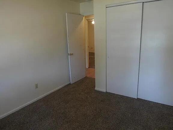 Building Photo - 4787 Sunvalley Dr
