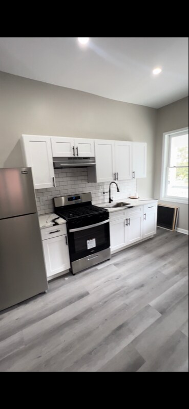 Foto principal - 498 W State St
