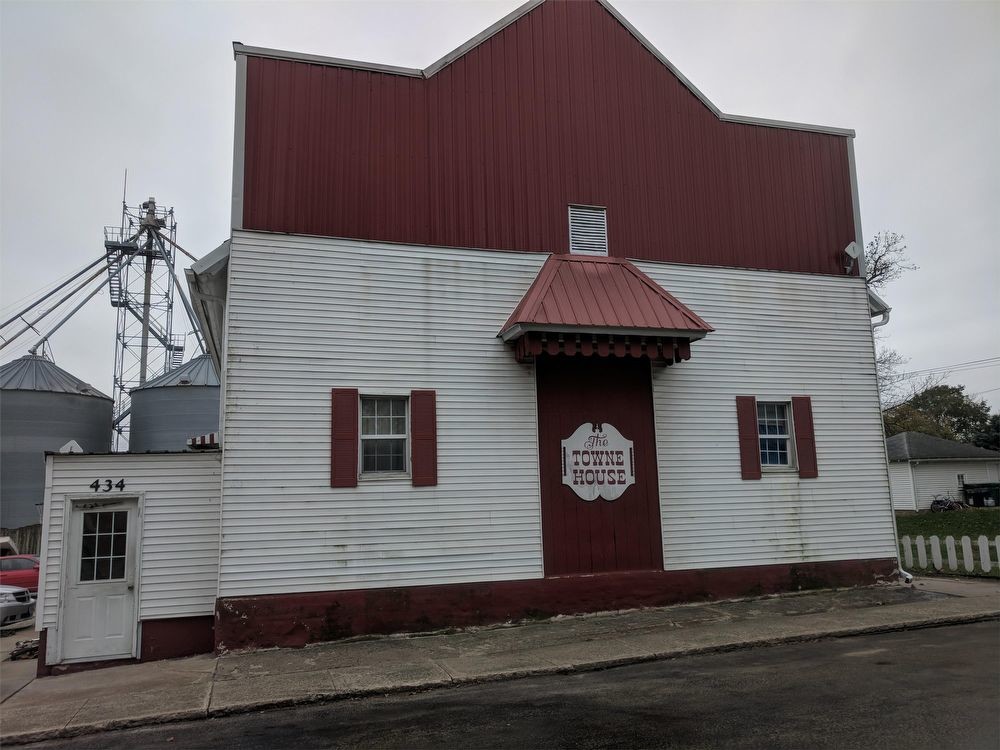 Primary Photo - 434 Madison Street