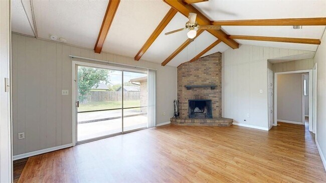 Foto del edificio - 302 Laurel St