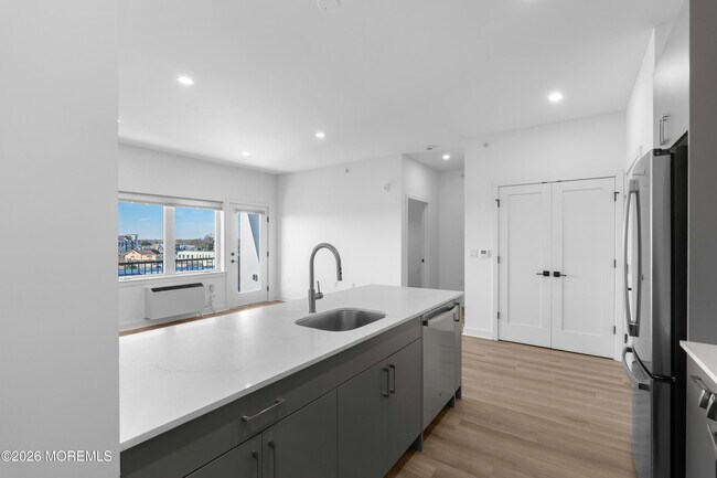 Foto del edificio - 180 Morris Ave