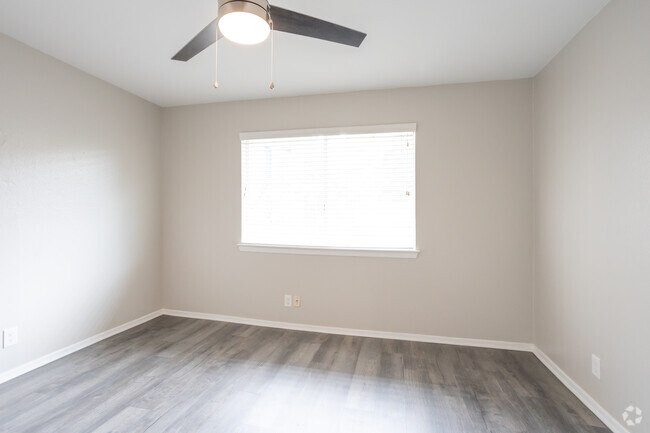 2HAB, 2BA - 900 ft² - Sandpiper Apartments