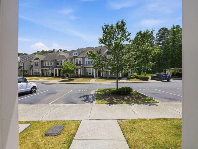 Building Photo - Lease OR Lease to Own