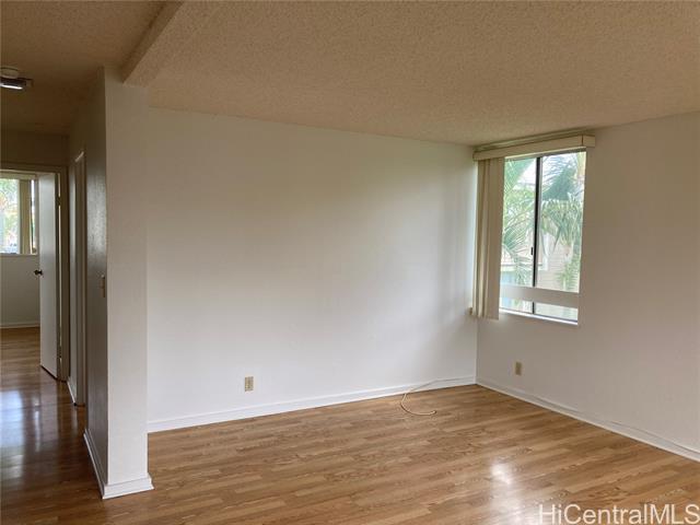 Building Photo - 95-648-648 Hanile St
