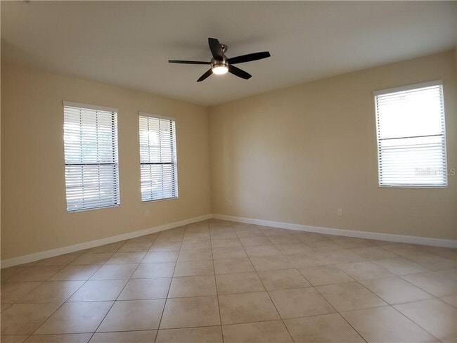 Building Photo - 7449 Ella Ln