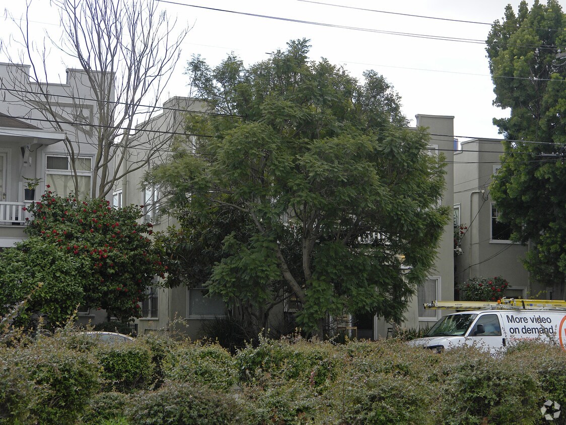 Building Photo - 1087 Stanford Ave